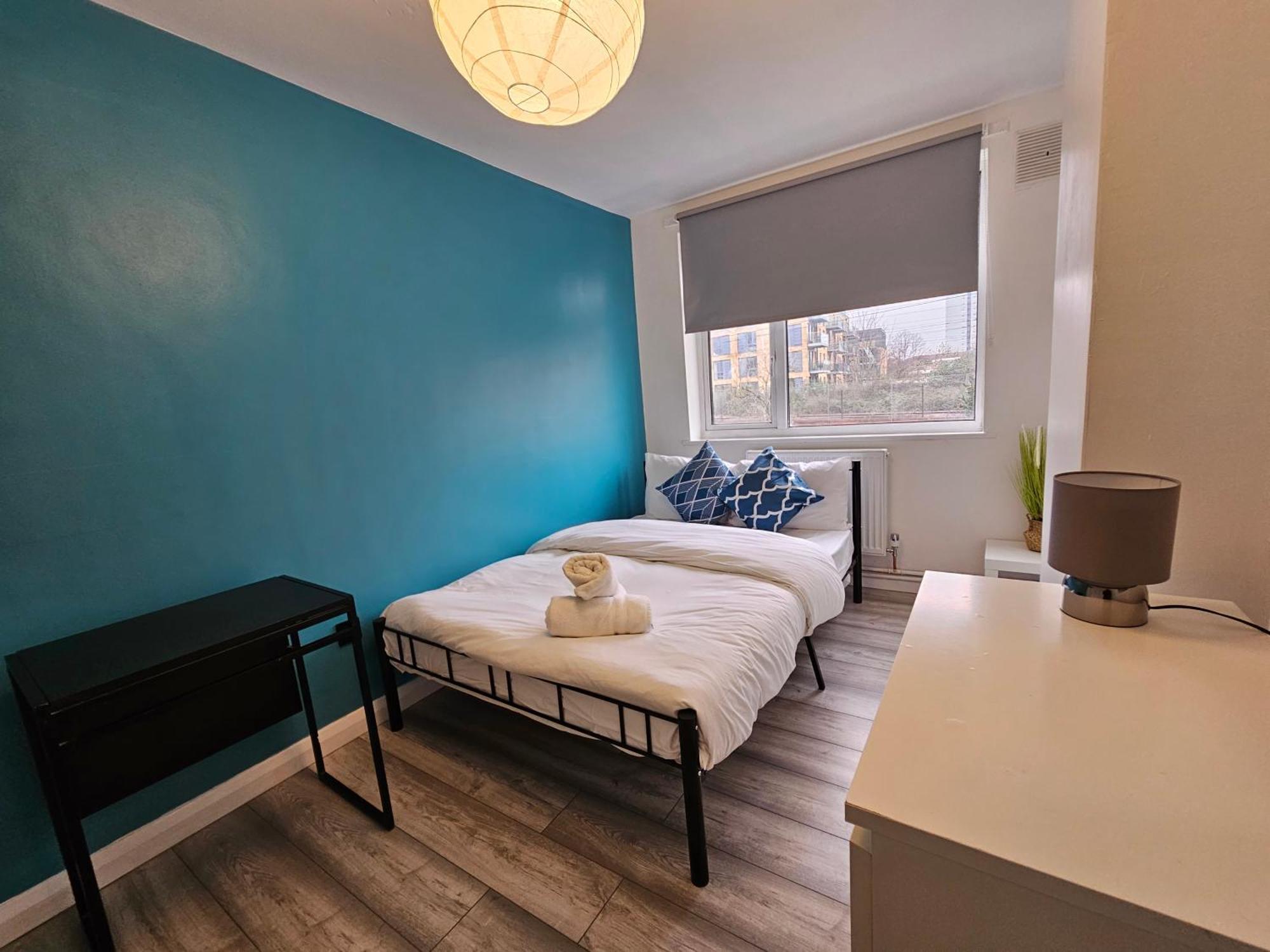 London Mile End Rooms Экстерьер фото