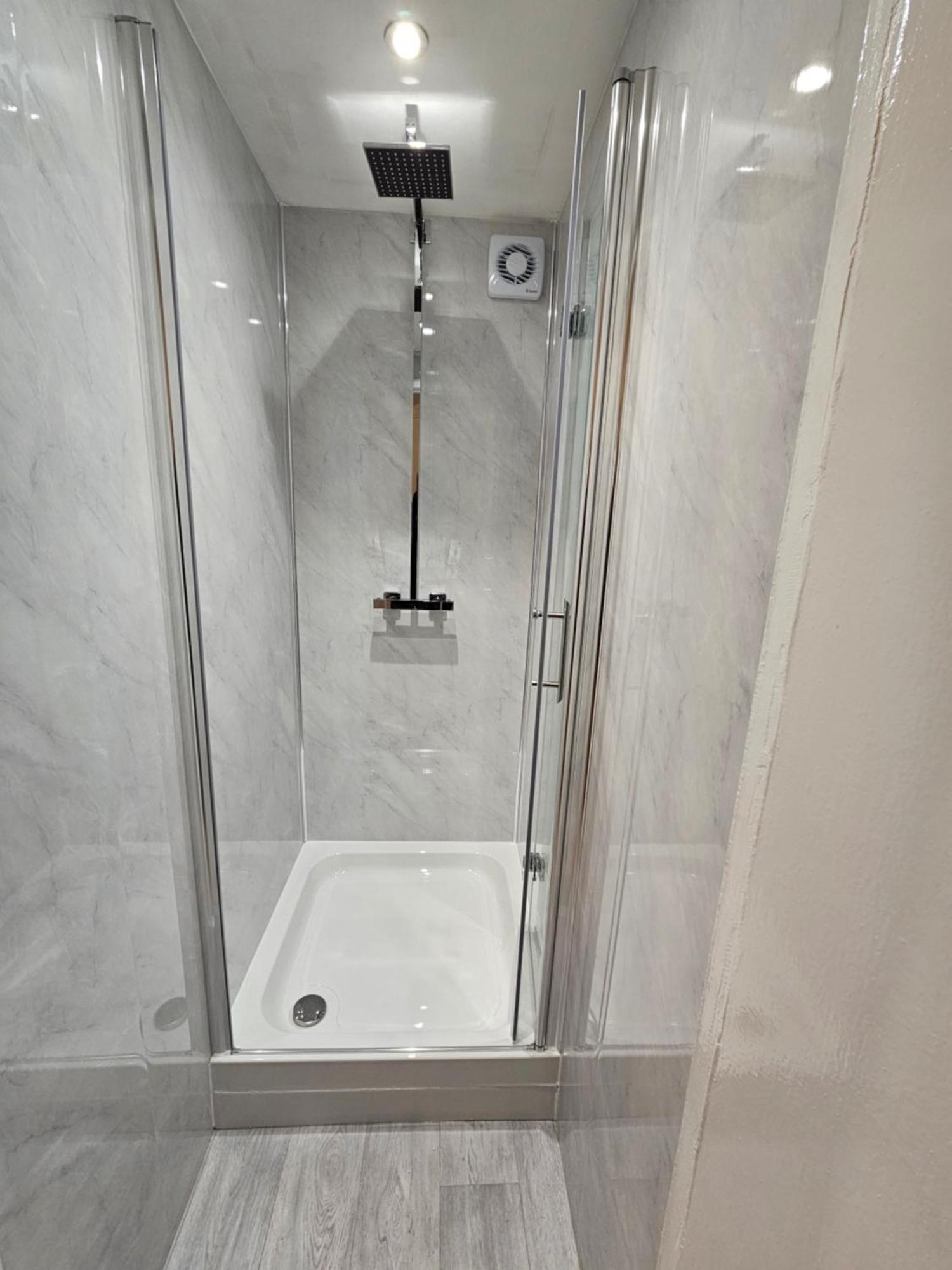 London Mile End Rooms Экстерьер фото